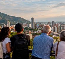 Población de Cali en 2026: jóvenes son el 22% y adultos mayores ya representan cerca del 20%