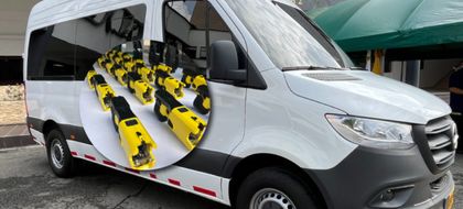 Imagen de Nuevos microbuses y dispositivos no letales reforzarán los patrullajes de la Policía en Antioquia