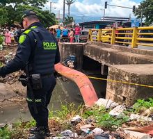 Encuentran muerta y con signos de incineración a una joven bajo un puente en Cali